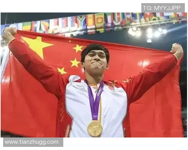 男子游泳明星崭露头角突破纪录 引领水上运动新潮流